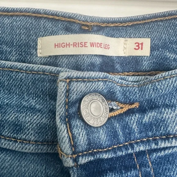 Levi's High-rise Wide Leg Jeans - Size 31 - Picture 6 of 12